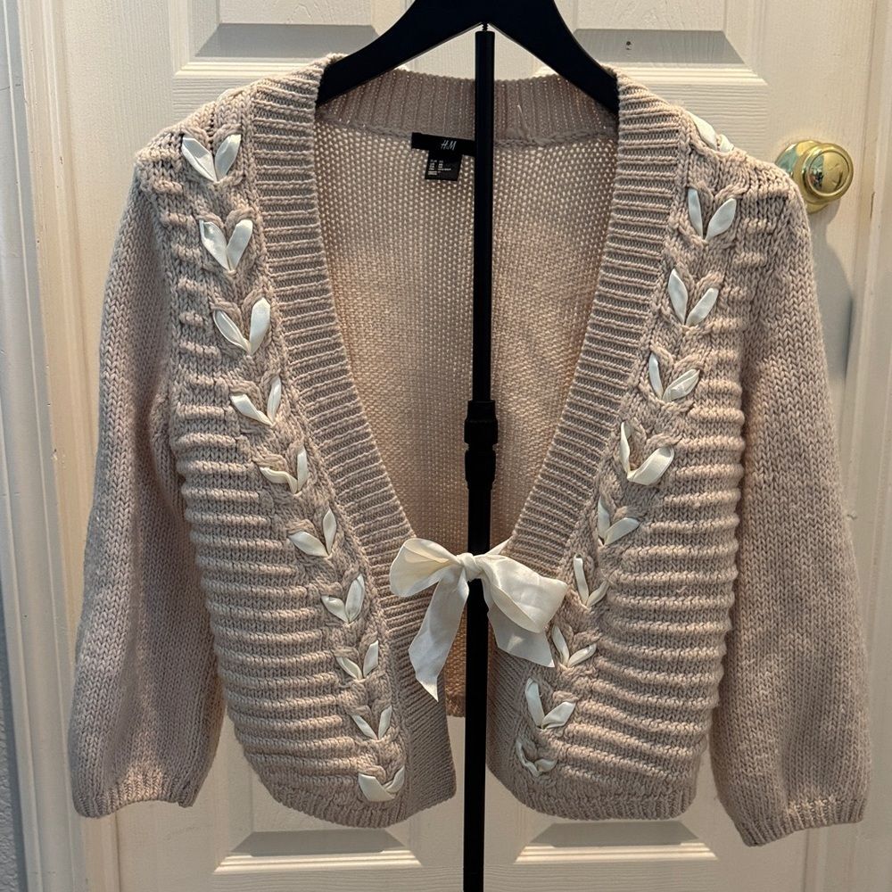 H&M Women's Beige Cardigan with Ribbon Detail